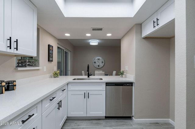 1438 W La Jolla Drive, Tempe, AZ 85282