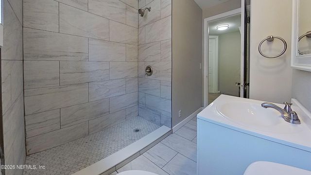 2851 COLLEGE Street 1, Jacksonville, FL 32205