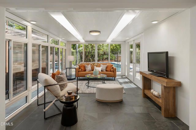 724 N Fairview Street, Burbank, CA 91505