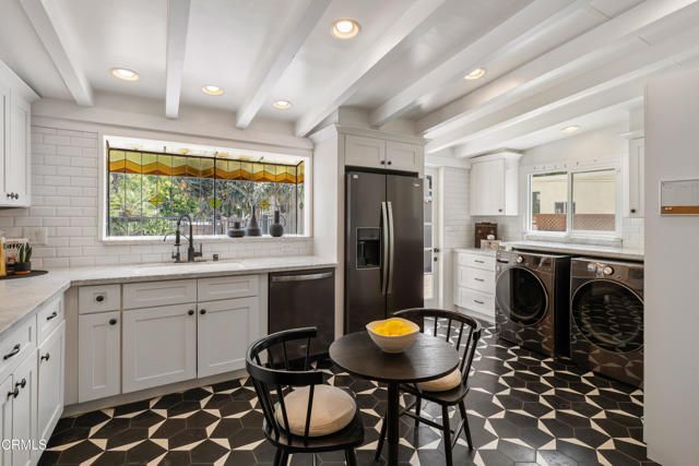 724 N Fairview Street, Burbank, CA 91505