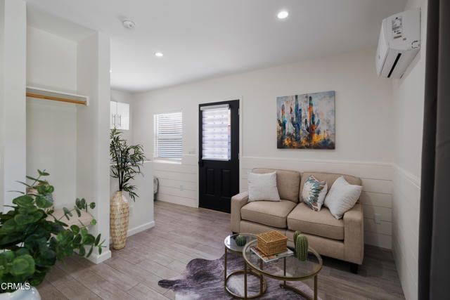 724 N Fairview Street, Burbank, CA 91505