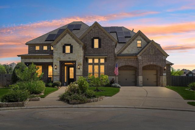 2211 Indigo Pass Court, Friendswood, TX 77546