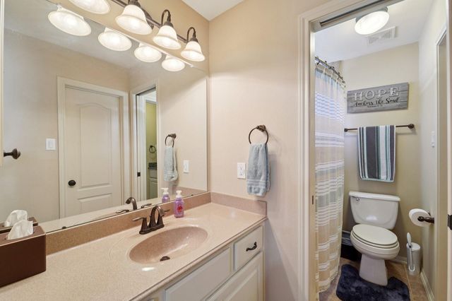 2211 Indigo Pass Court, Friendswood, TX 77546