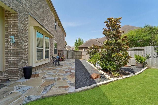 2211 Indigo Pass Court, Friendswood, TX 77546