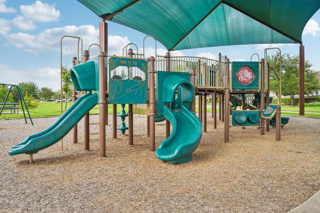 2211 Indigo Pass Court, Friendswood, TX 77546