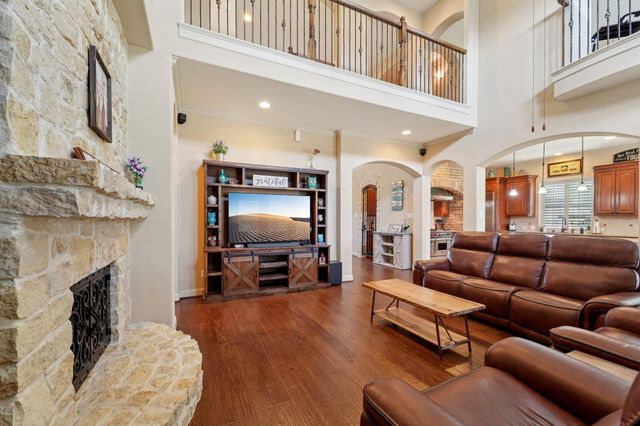 2211 Indigo Pass Court, Friendswood, TX 77546