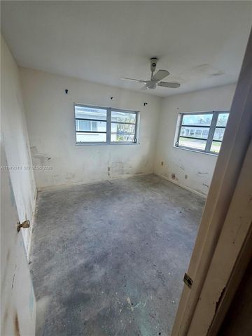 1761 SW 55th Ave, Plantation, FL 33317