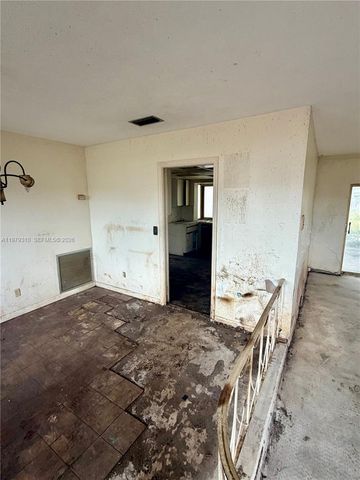 1761 SW 55th Ave, Plantation, FL 33317