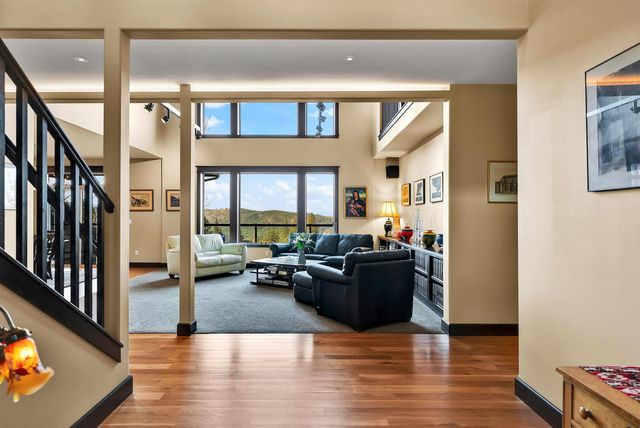 1829 W PEPPER Ln, Spokane, WA 99218