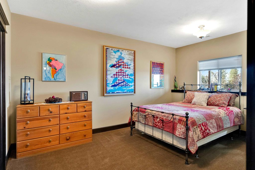 1829 W PEPPER Ln, Spokane, WA 99218 photo 26