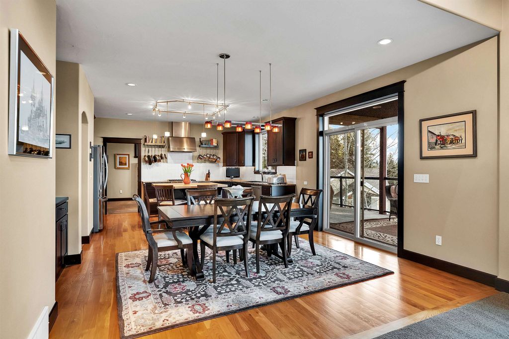 1829 W PEPPER Ln, Spokane, WA 99218 photo 4