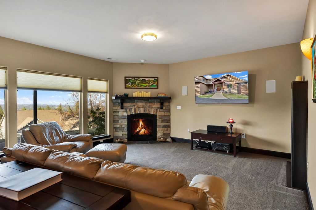 1829 W PEPPER Ln, Spokane, WA 99218 photo 33