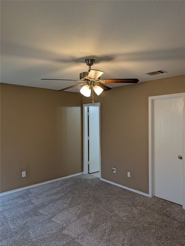 9949 Sparrow Hawk Lane, Fort Worth, TX 76108