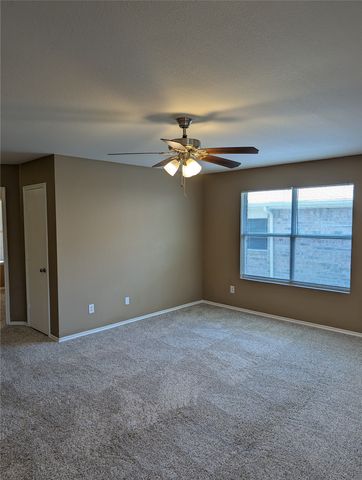 9949 Sparrow Hawk Lane, Fort Worth, TX 76108