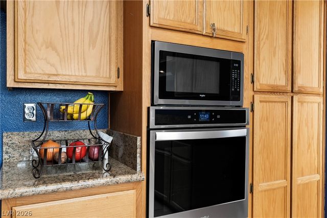 911 Nawkee Drive, North Las Vegas, NV 89031