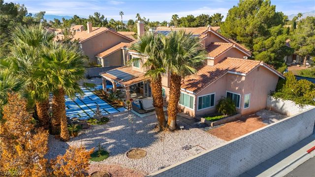 911 Nawkee Drive, North Las Vegas, NV 89031