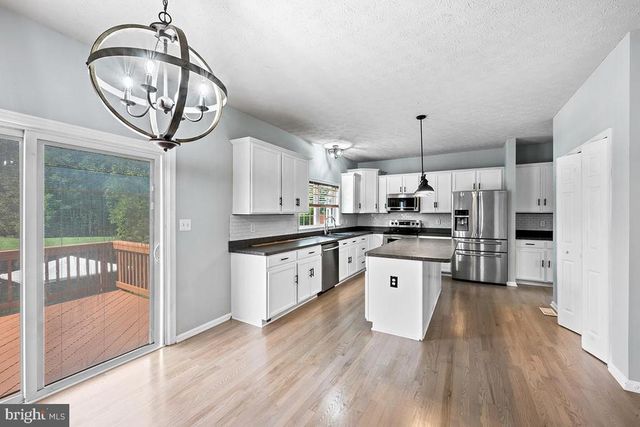 35184 PHEASANT RIDGE RD, Locust Grove, VA 22508