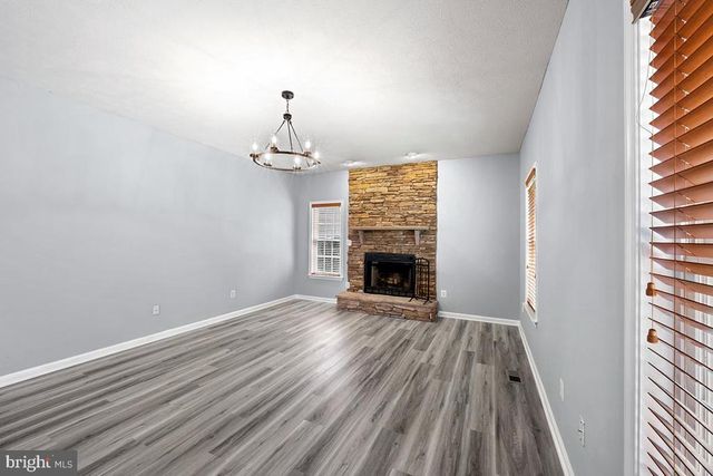 35184 PHEASANT RIDGE RD, Locust Grove, VA 22508