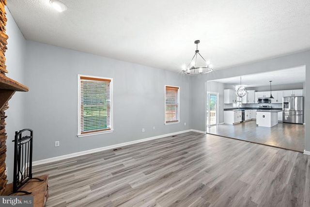 35184 PHEASANT RIDGE RD, Locust Grove, VA 22508