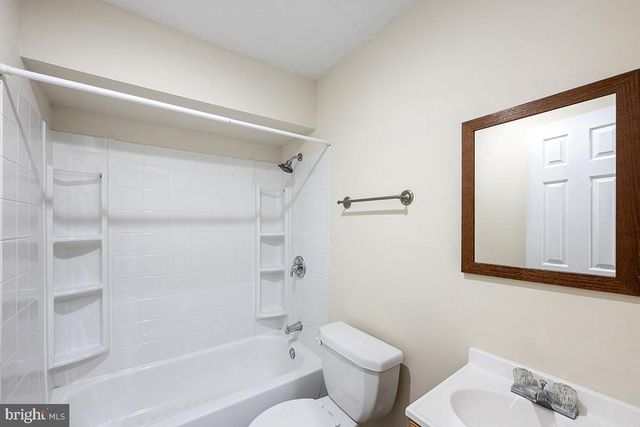 35184 PHEASANT RIDGE RD, Locust Grove, VA 22508