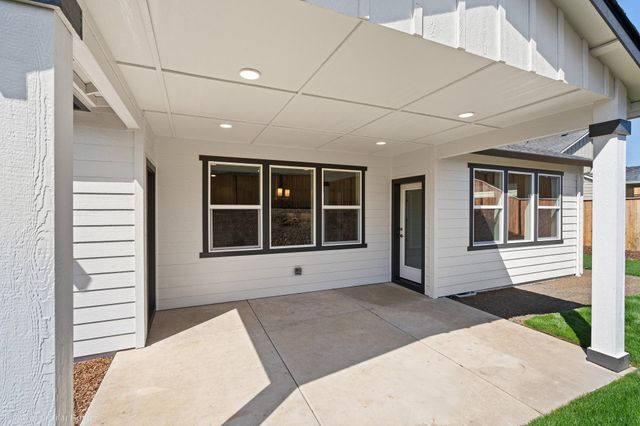 2320 Annie Pl, Cheney, WA 99004