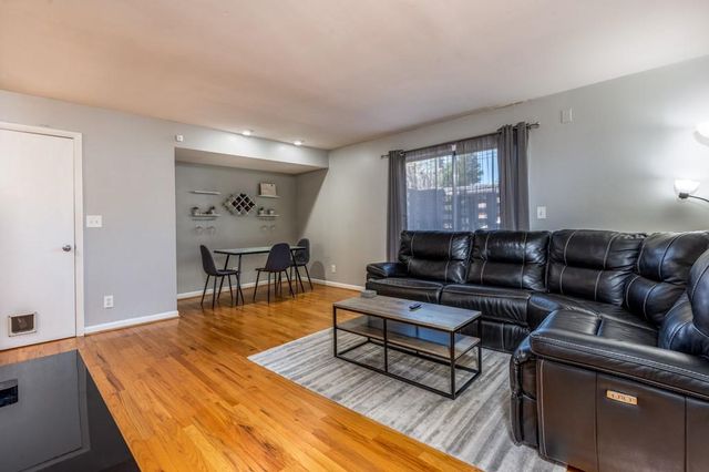 3501 Roswell NE Road 103, Atlanta, GA 30305