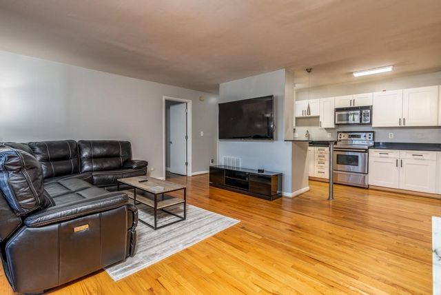 3501 Roswell NE Road 103, Atlanta, GA 30305