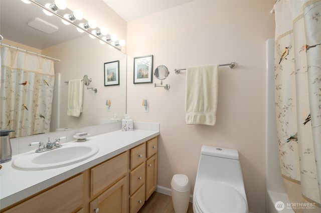 2808 West 2nd St, Anacortes, WA 98221