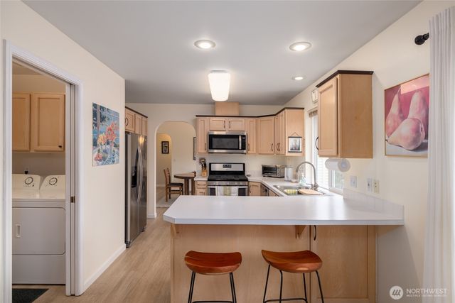 2808 West 2nd St, Anacortes, WA 98221