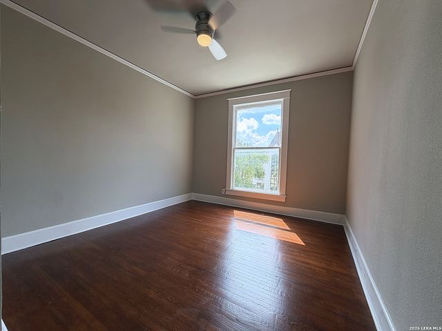 518 W French Pl Apt 2, San Antonio, TX 78212