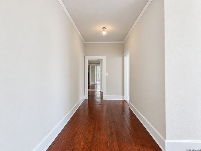 518 W French Pl Apt 2, San Antonio, TX 78212