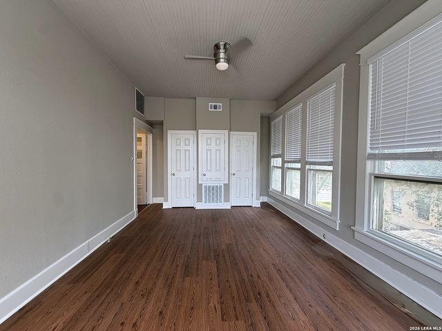 518 W French Pl Apt 2, San Antonio, TX 78212