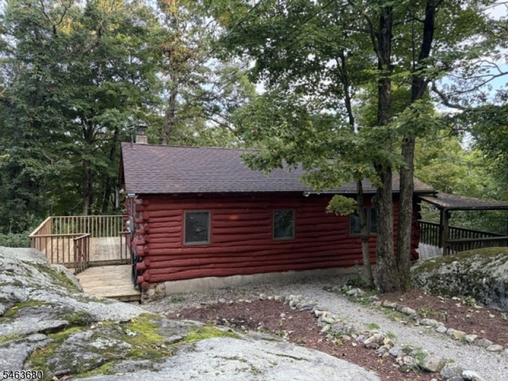 68 Mountain Spring Rd, West Milford Twp., NJ 07480 — exterior