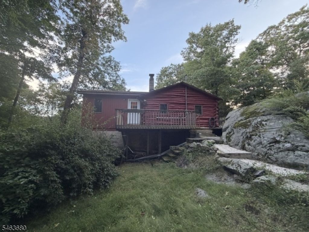 68 Mountain Spring Rd, West Milford Twp., NJ 07480 — photo 2