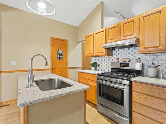 919 Gregory Way, Winnebago, IL 61088