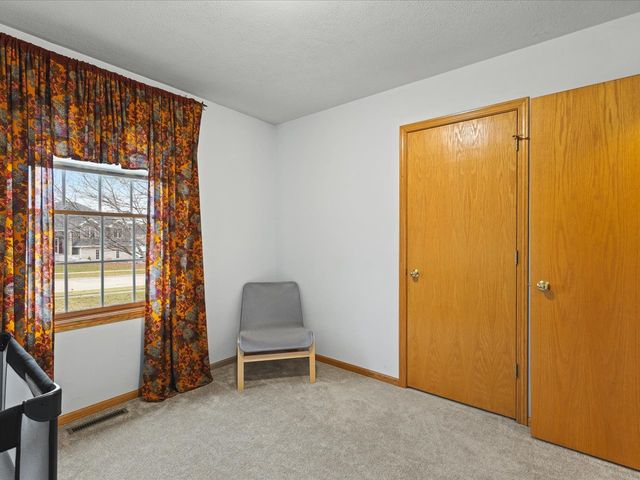 919 Gregory Way, Winnebago, IL 61088