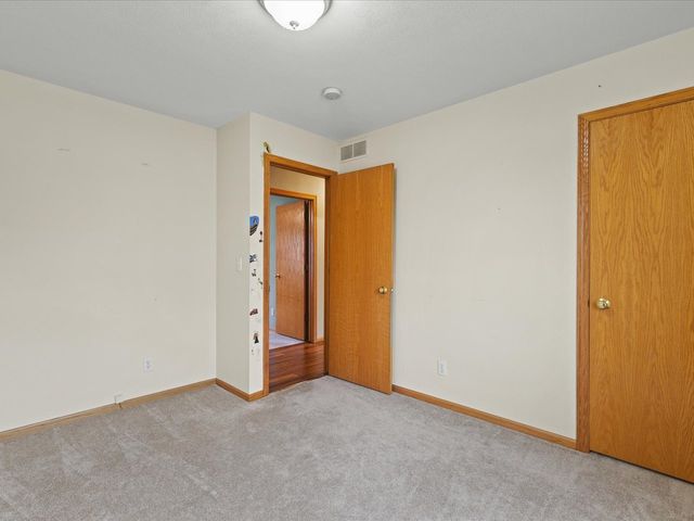 919 Gregory Way, Winnebago, IL 61088