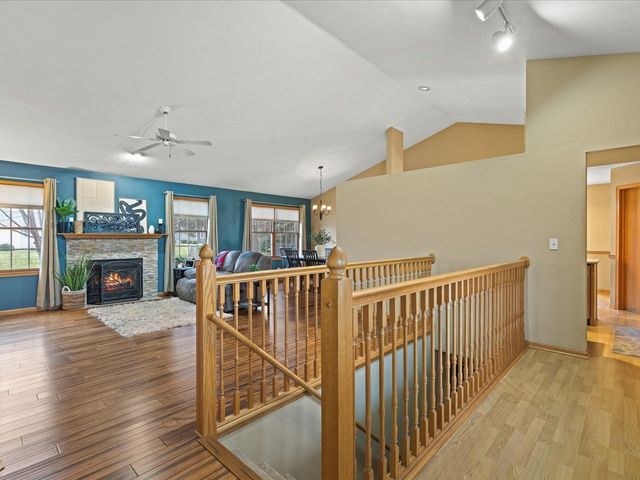 919 Gregory Way, Winnebago, IL 61088