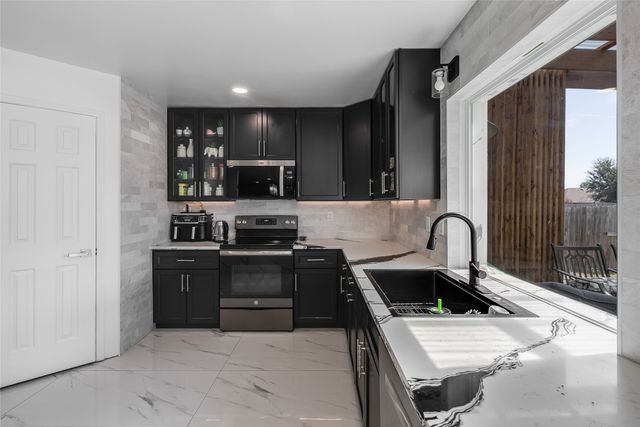 809 Bessemer Drive, Wylie, TX 75098