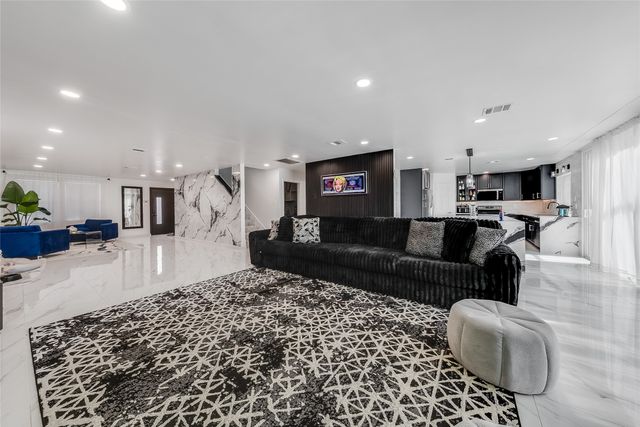 809 Bessemer Drive, Wylie, TX 75098