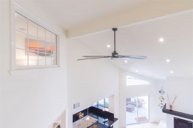 727 Bunker Hill Road 43, Houston, TX 77024