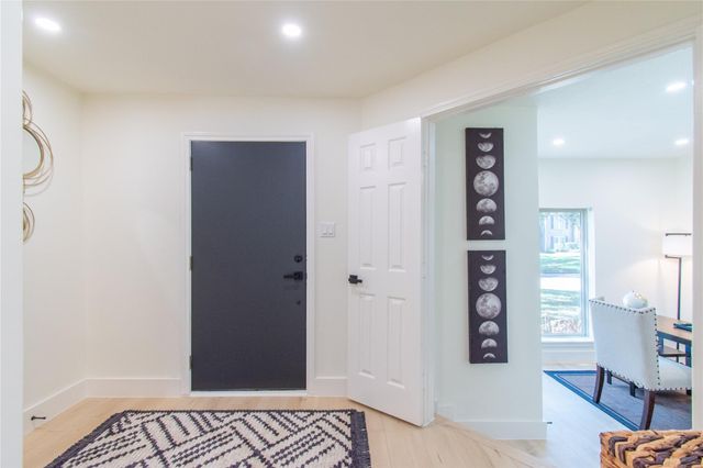 727 Bunker Hill Road 43, Houston, TX 77024