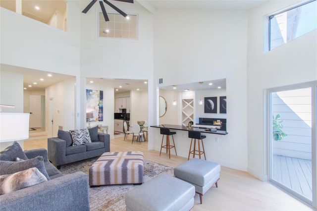 727 Bunker Hill Road 43, Houston, TX 77024