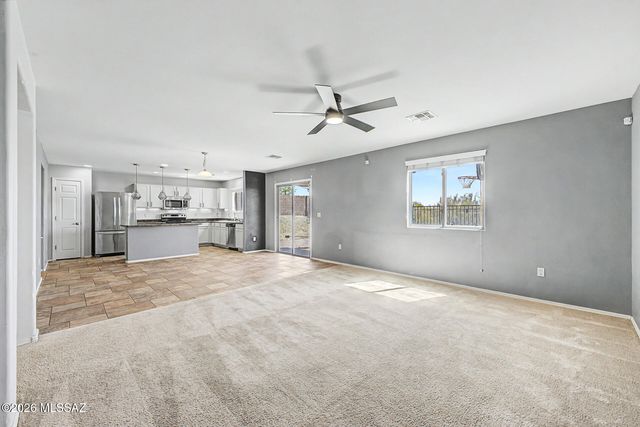 294 S Princess Erica Drive, Vail, AZ 85641