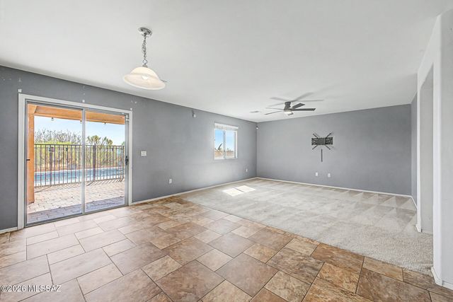 294 S Princess Erica Drive, Vail, AZ 85641