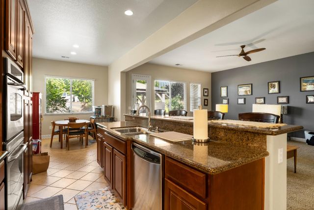 3789 Isabella St, West Sacramento, CA 95691