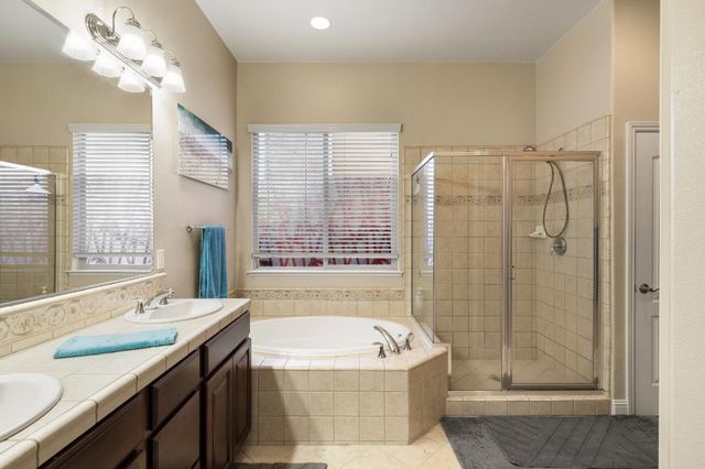 3789 Isabella St, West Sacramento, CA 95691