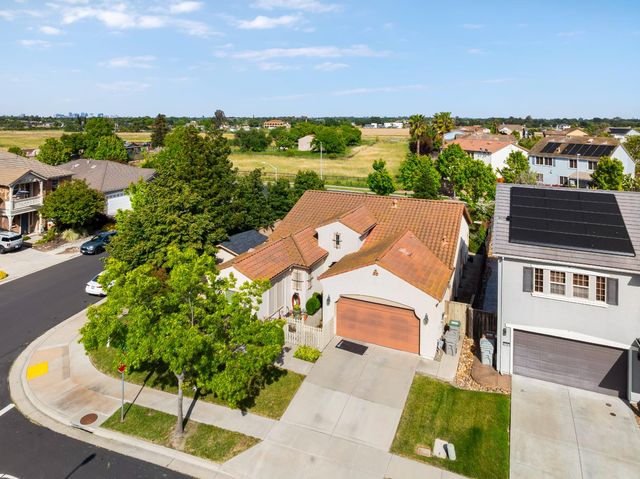 3789 Isabella St, West Sacramento, CA 95691