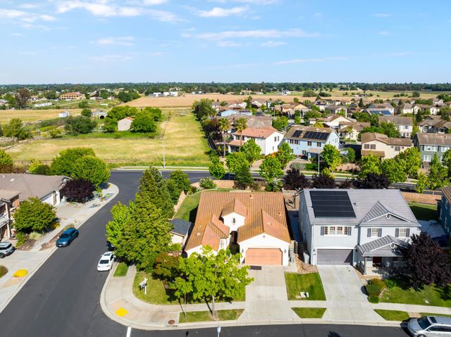 3789 Isabella St, West Sacramento, CA 95691