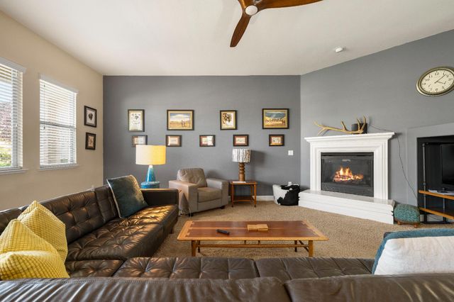 3789 Isabella St, West Sacramento, CA 95691